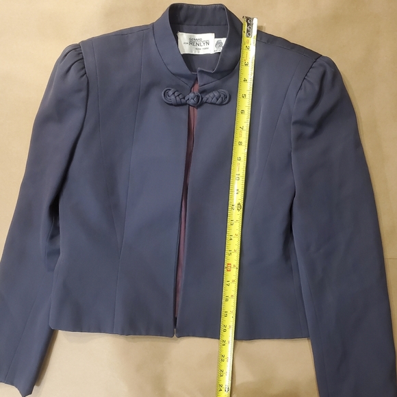 Vintage 100% wool blazer, dark grey-blue.  Size 6. - Picture 4 of 12